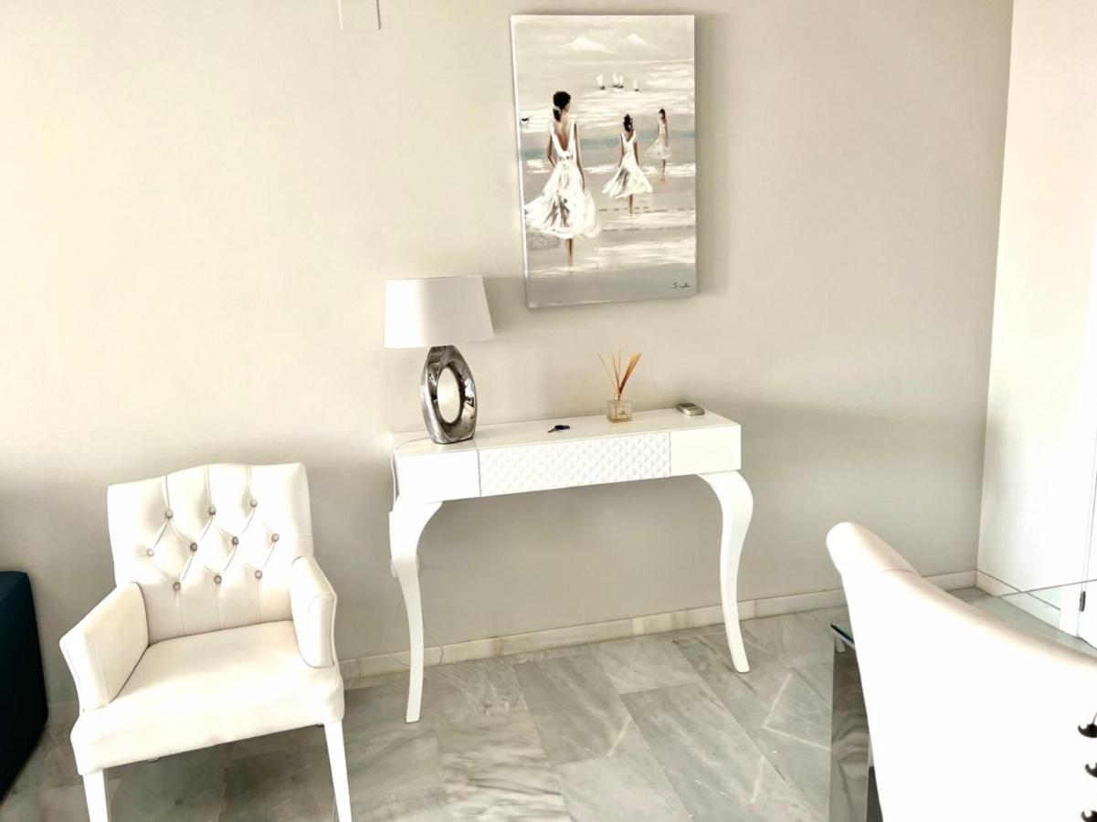 Mi Capricho 3-5 Beachfront- Apartment With Sea Views In Costa Del Sol Sitio de Calahonda المظهر الخارجي الصورة